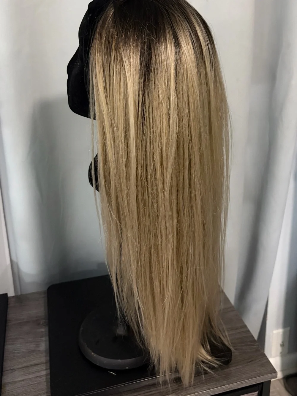 NEW Long Straight Medium Blond Crown Headband Wig Standard Cap